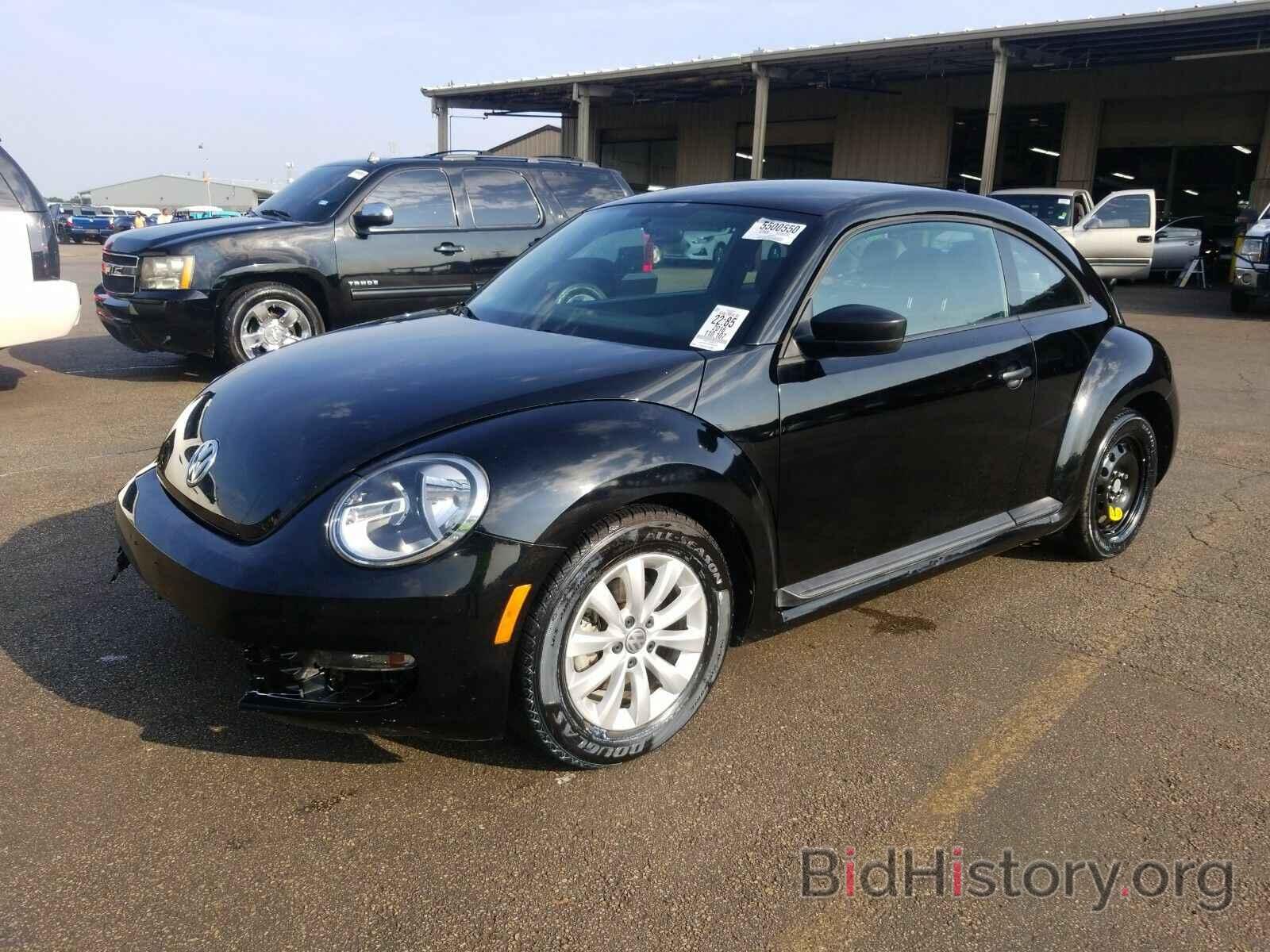 Photo 3VWF17AT9GM609035 - Volkswagen Beetle Coupe 2016