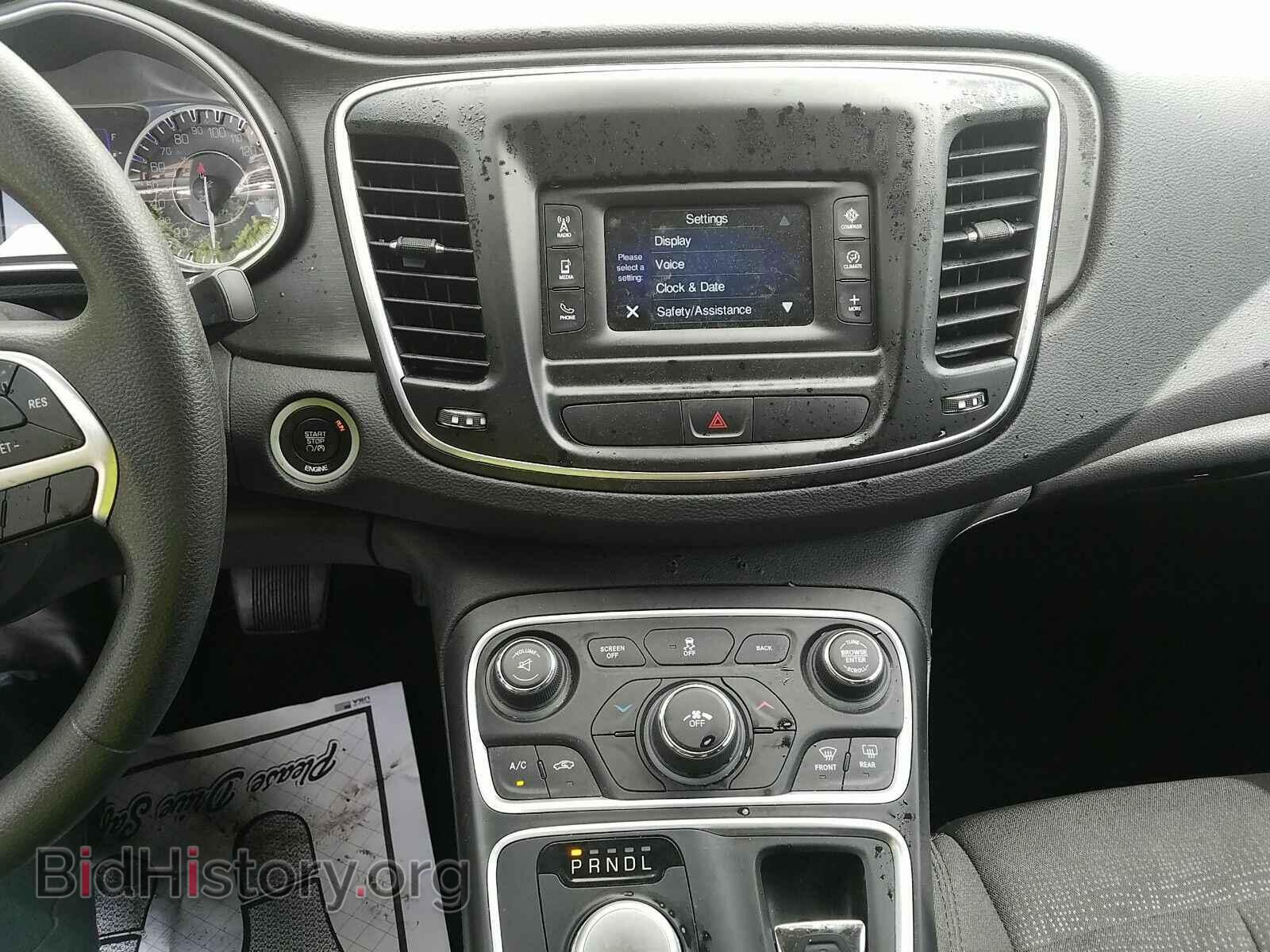 2016 Chrysler 200 - VIN: 1C3CCCAB2GN176846 - Фото 4
