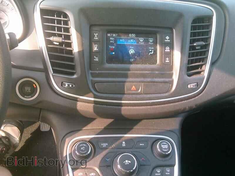 2016 Chrysler 200 - VIN: 1C3CCCAB6GN176834 - Фото 4