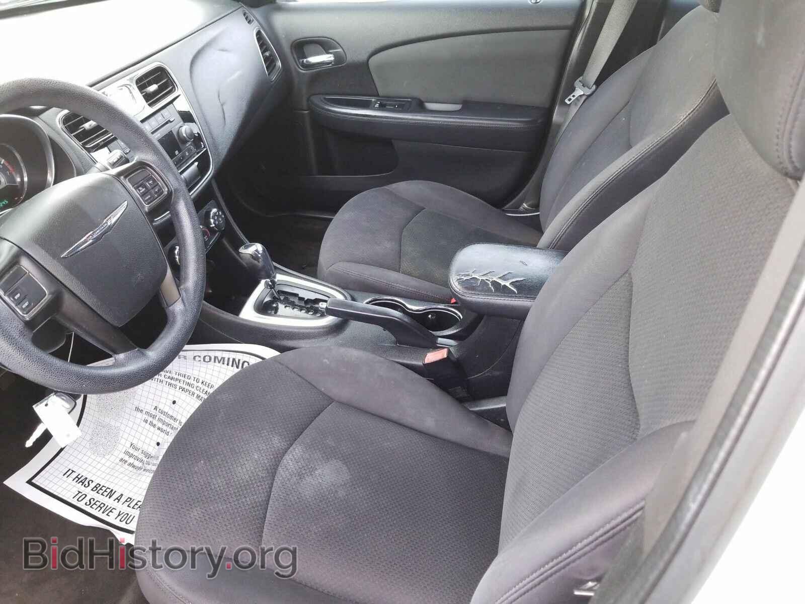 2012 Chrysler 200 - VIN: 1C3CCBAB5CN226210 - Фото 3
