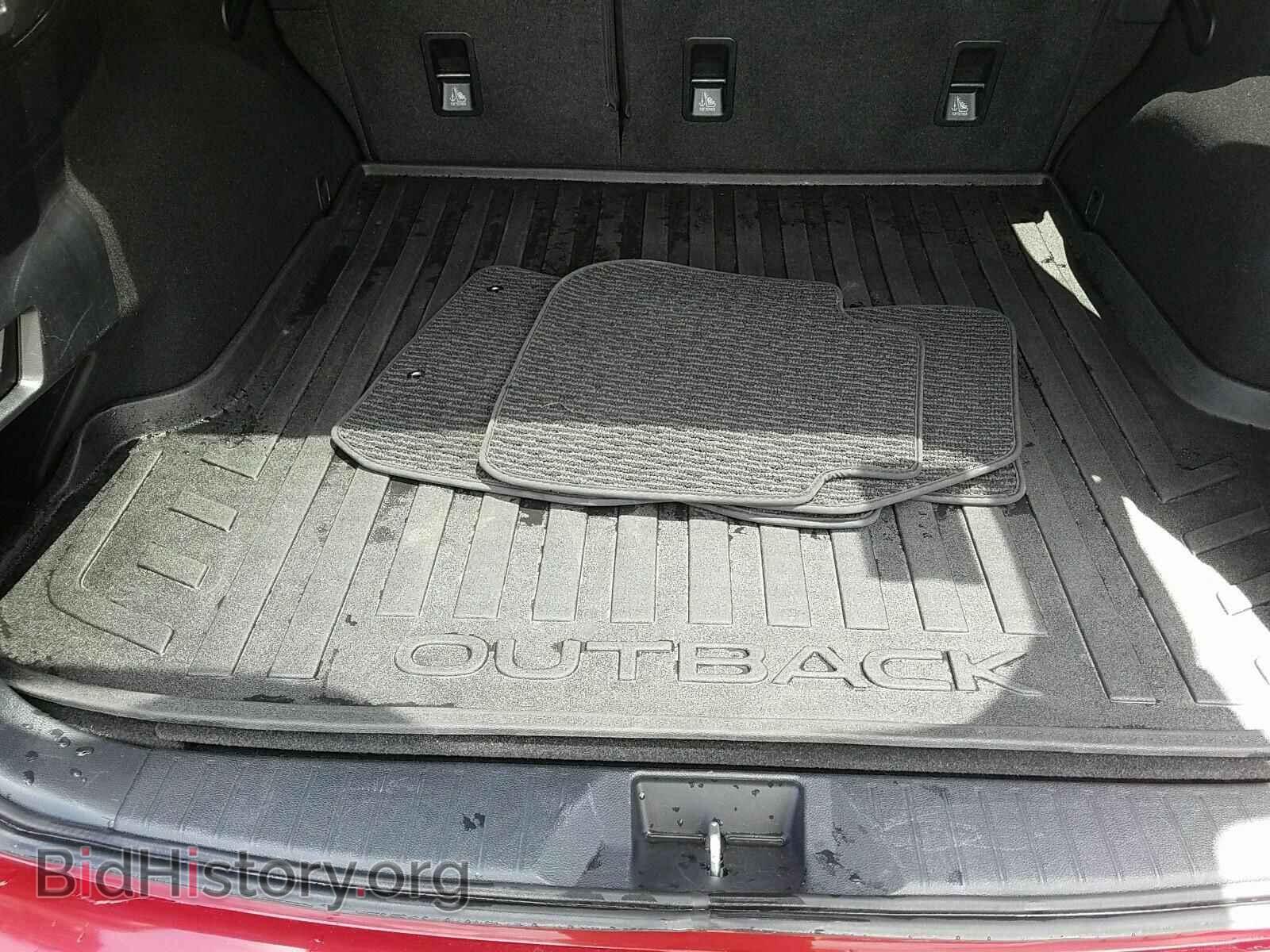 2018 Subaru Outback - VIN: 4S4BSAFC5J3384265 - Фото 7