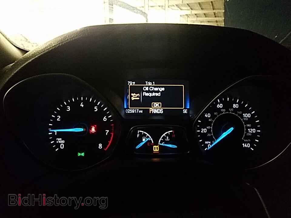 2016 Ford Focus - VIN: 1FADP3F27GL376765 - Photo 5