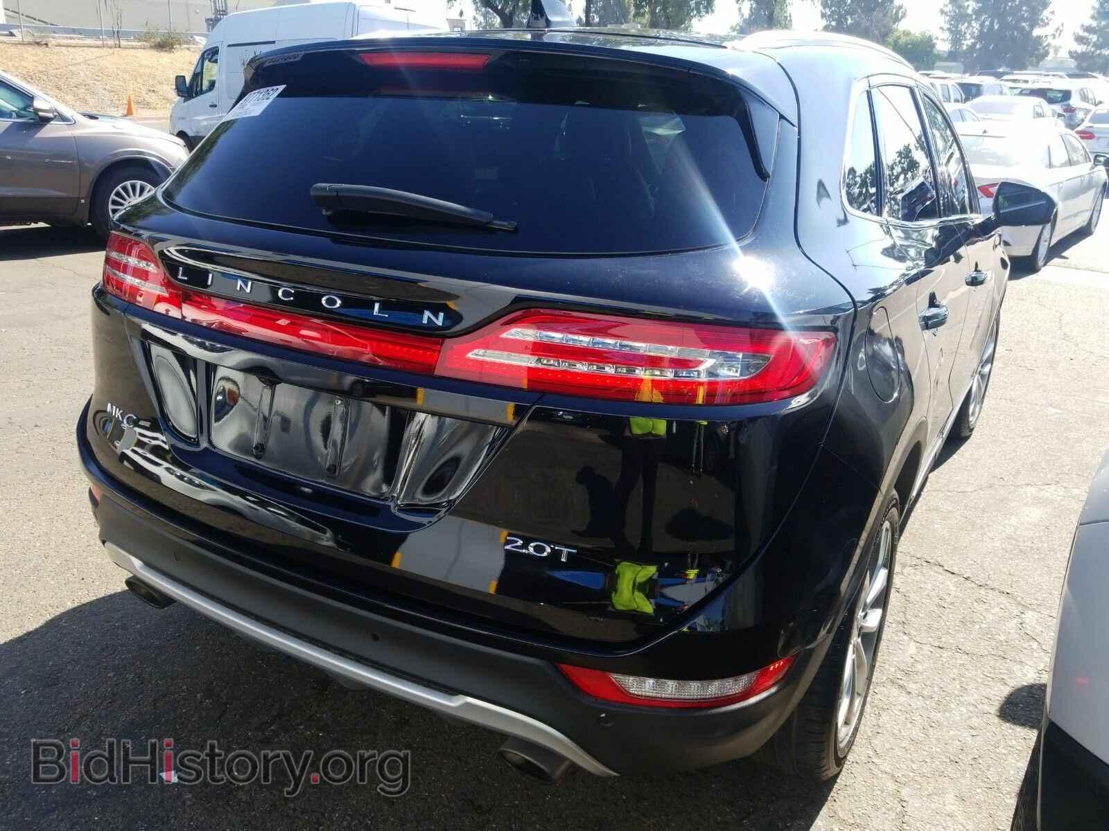 2017 Lincoln MKC - VIN: 5LMCJ2C9XHUL00335 - Фото 2