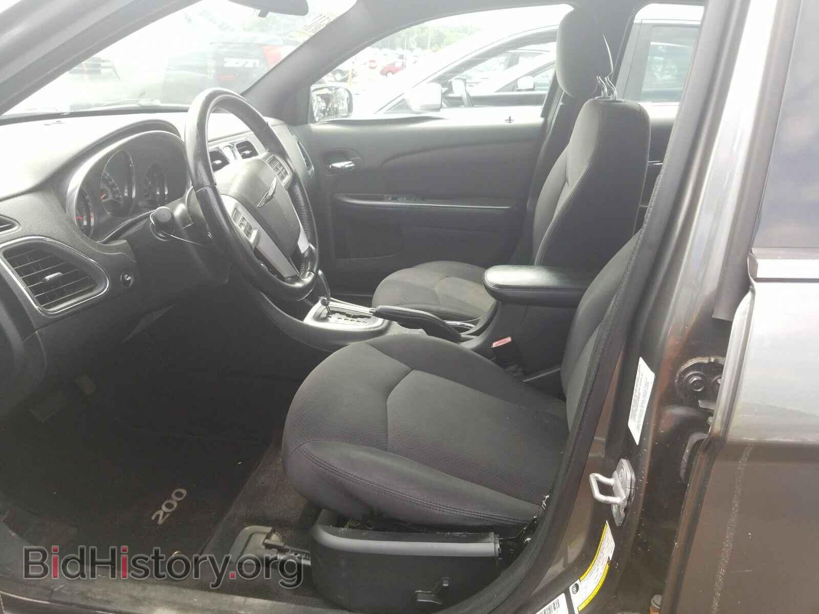 2013 Chrysler 200 - VIN: 1C3CCBBB1DN714571 - Photo 3