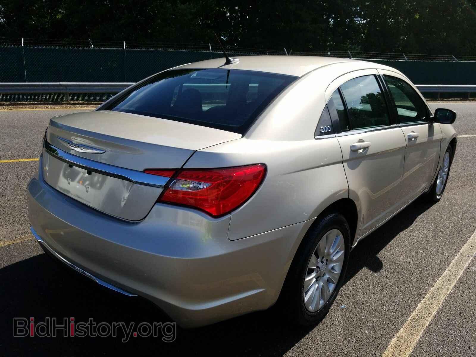2014 Chrysler 200 - VIN: 1C3CCBAB9EN204990 - Фото 2