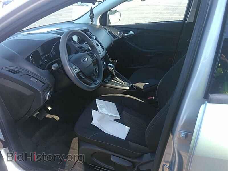 2016 Ford Focus - VIN: 1FADP3F2XGL359362 - Photo 3