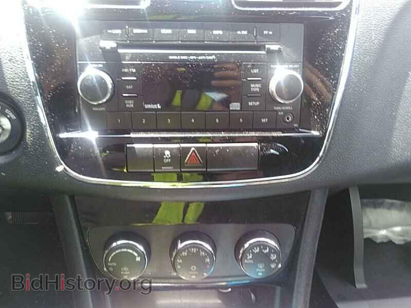 2014 Chrysler 200 - VIN: 1C3CCBBB4EN157866 - Фото 4