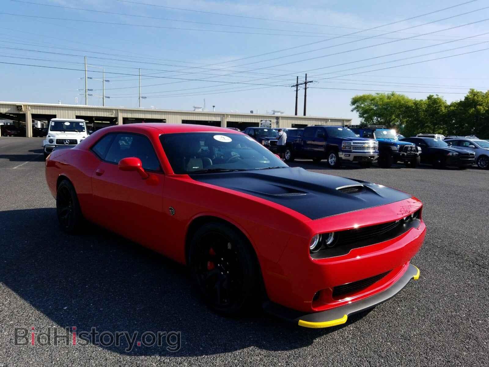 2016 Dodge Challenger - VIN: 2C3CDZC9XGH325653 - Photo 3
