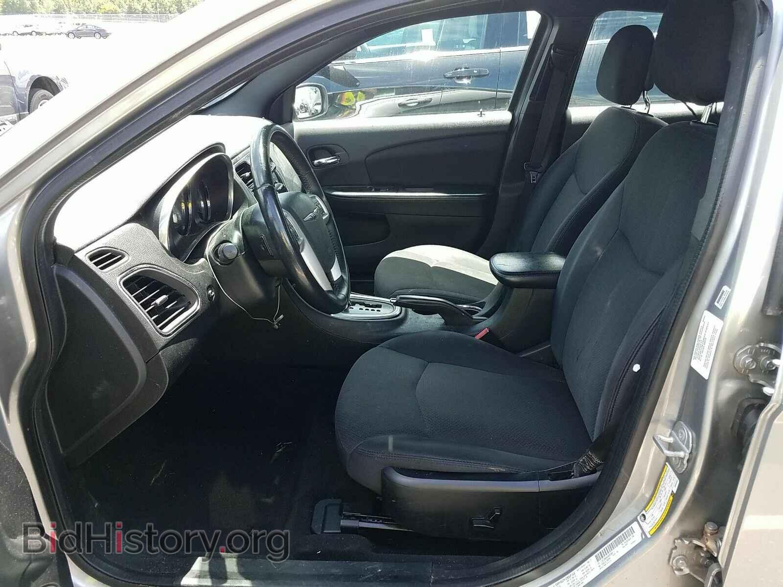 2013 Chrysler 200 - VIN: 1C3CCBBB4DN683364 - Фото 3