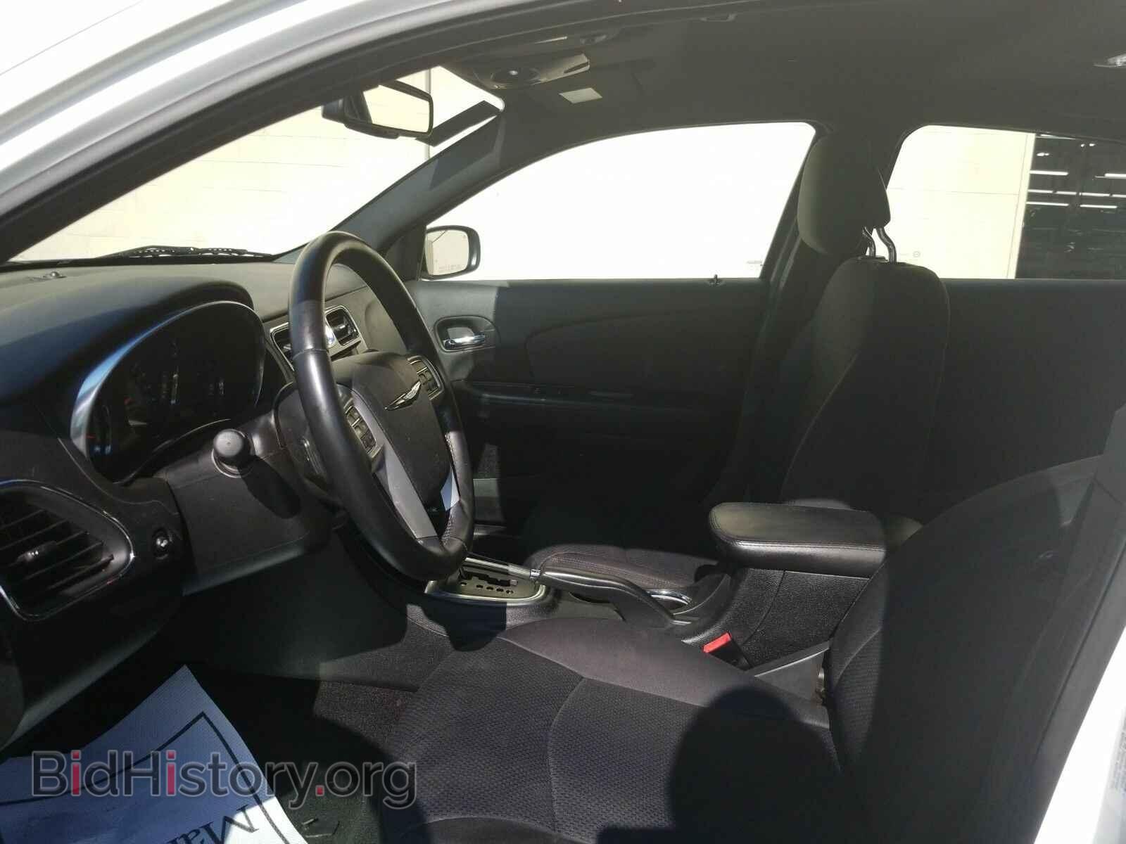 2012 Chrysler 200 - VIN: 1C3CCBBB9CN331315 - Фото 3