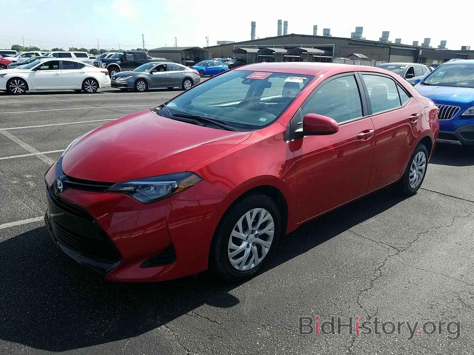 Photo 5YFBURHE7KP933761 - Toyota Corolla 2019