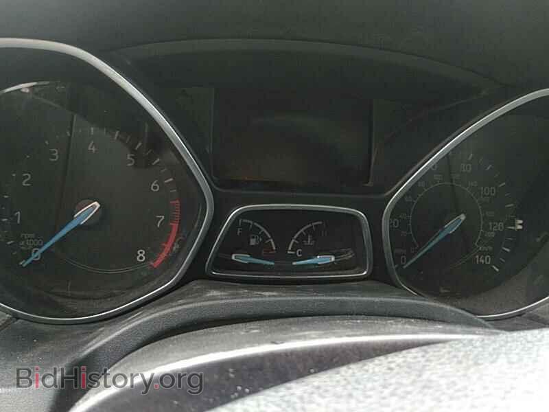 2016 Ford Focus - VIN: 1FADP3F24GL268538 - Photo 5