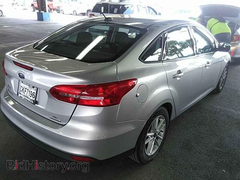 2016 Ford Focus - VIN: 1FADP3F29GL356792 - Photo 2