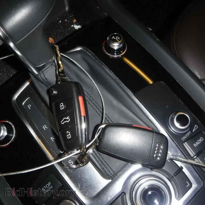 2015 Audi Q7 - VIN: WA1VMCFEXFD021996 - Фото 9