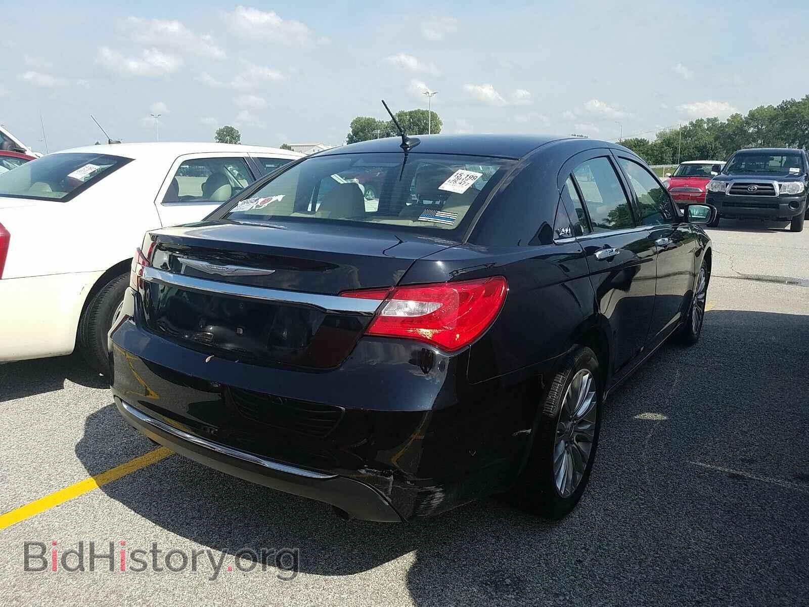 2012 Chrysler 200 - VIN: 1C3CCBCG8CN184785 - Фото 2