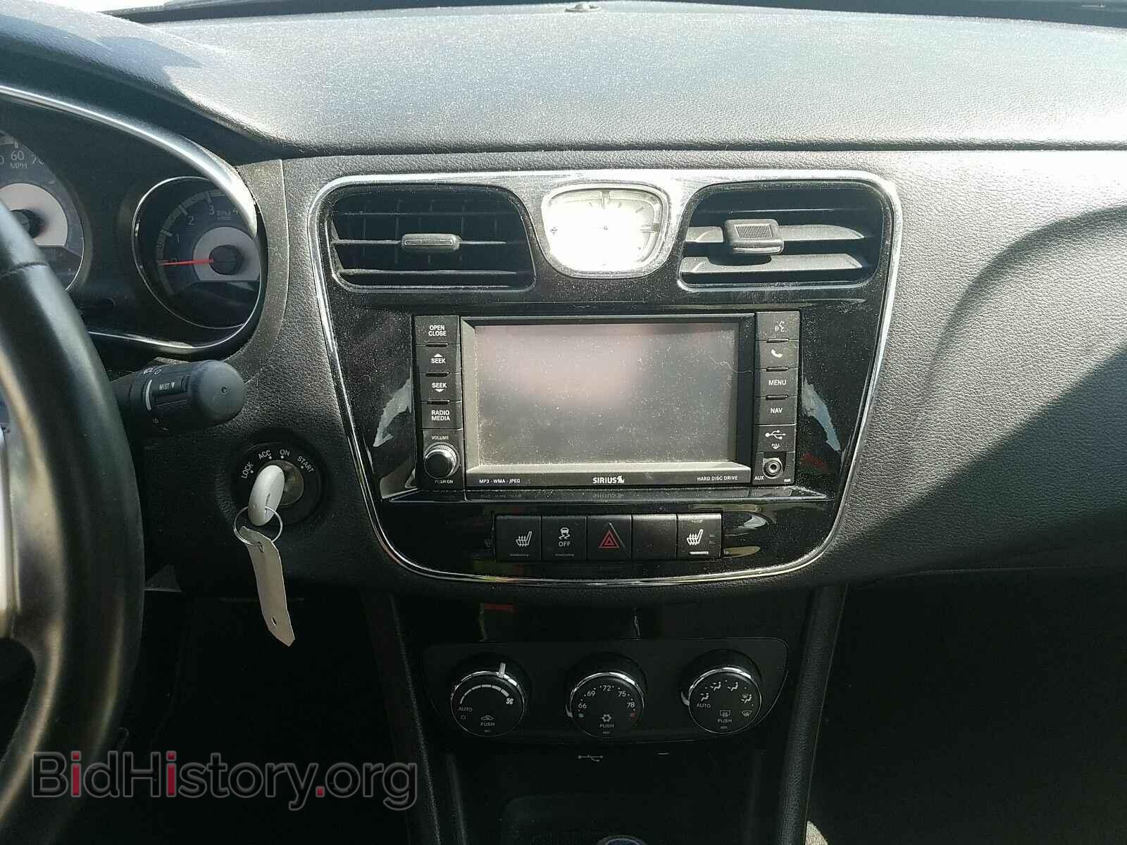 2012 Chrysler 200 - VIN: 1C3CCBCG8CN184785 - Фото 4