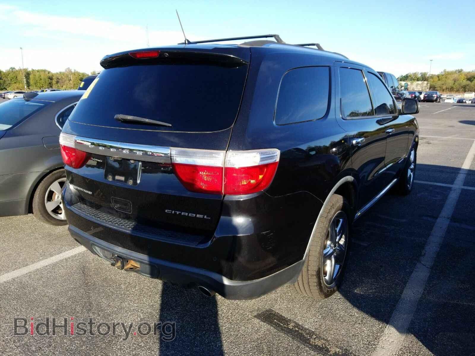 2011 Dodge Durango - VIN: 1D4SD5GT7BC603137 - Фото 2