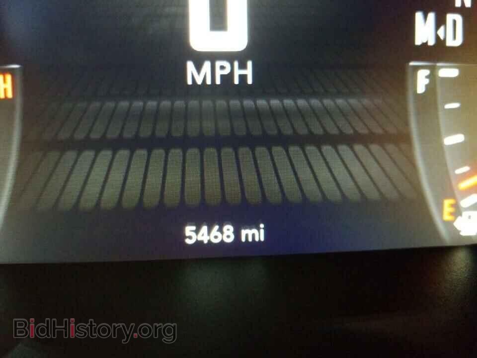 2016 Dodge Challenger - VIN: 2C3CDZFJ7GH100399 - Photo 5