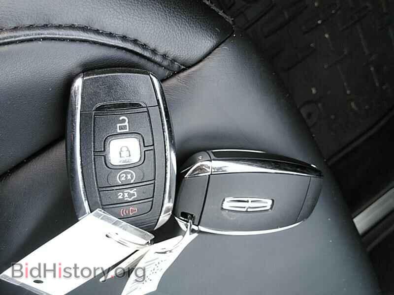 2017 Lincoln MKC - VIN: 5LMCJ2D94HUL08655 - Фото 8