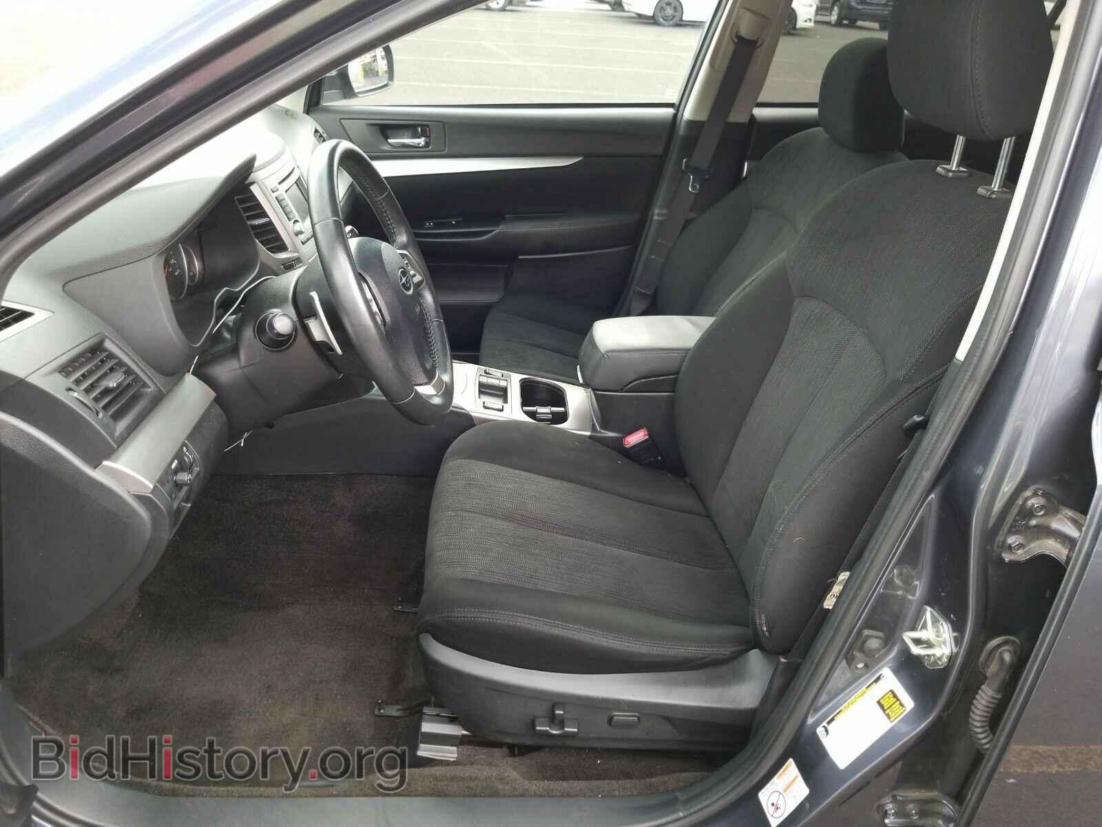 2014 Subaru Outback - VIN: 4S4BRCCC4E3290640 - Фото 3