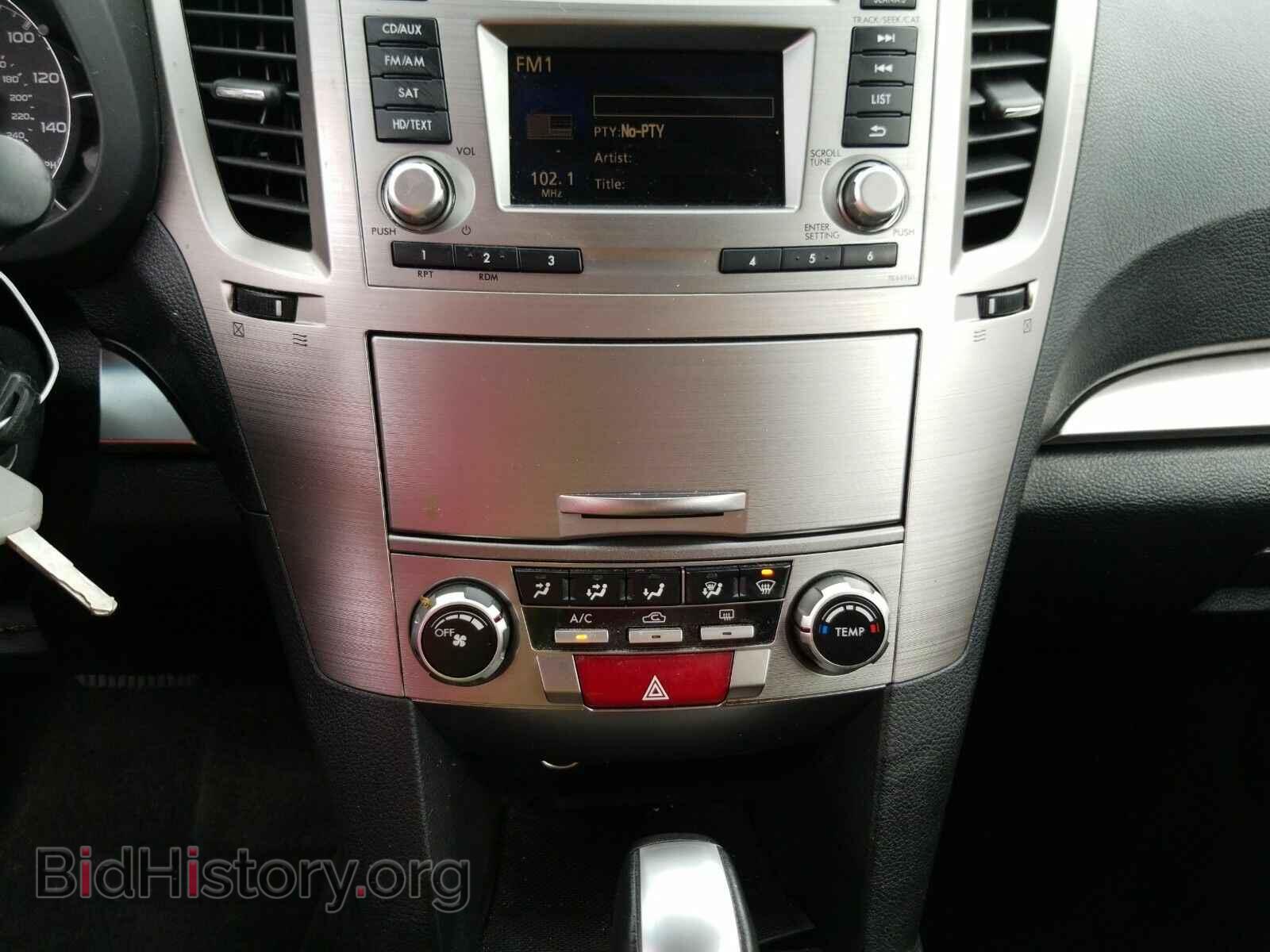 2014 Subaru Outback - VIN: 4S4BRCCC4E3290640 - Фото 4