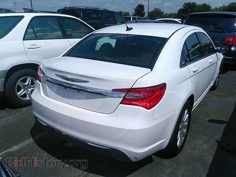 2012 Chrysler 200 - VIN: 1C3CCBBBXCN132080 - Фото 2