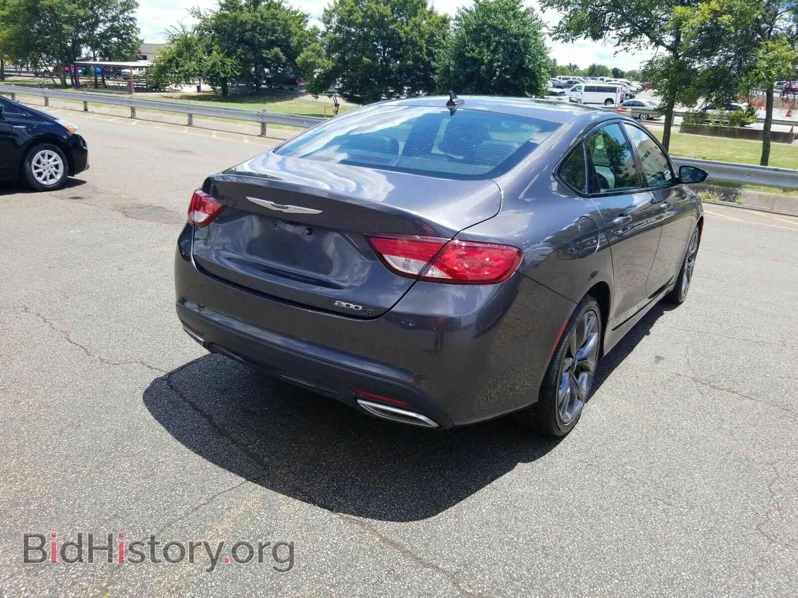 2016 Chrysler 200 - VIN: 1C3CCCBG4GN134821 - Фото 2