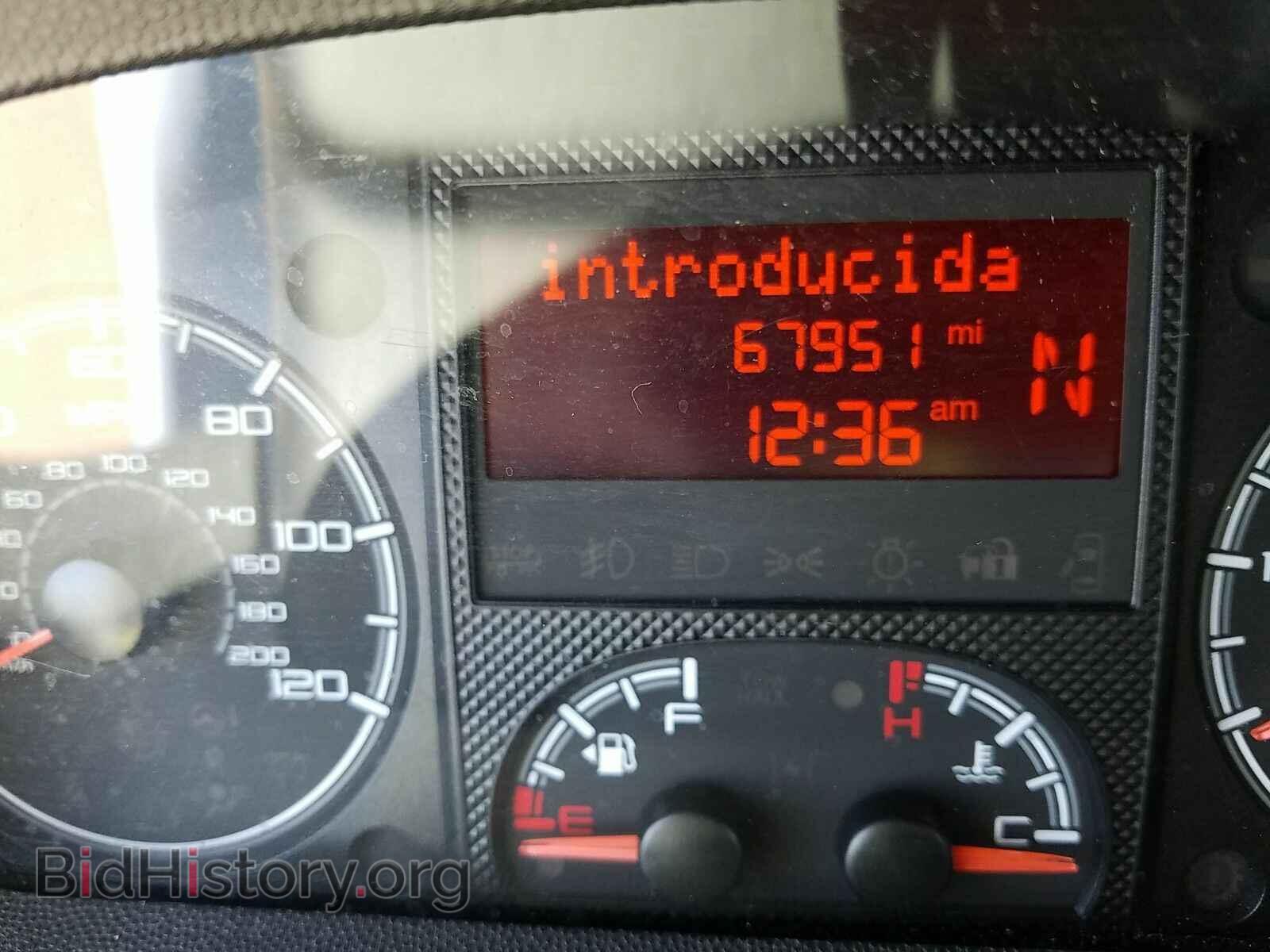 2015 Ram ProMaster Cargo Van - VIN: 3C6TRVBD2FE500099 - Фото 5