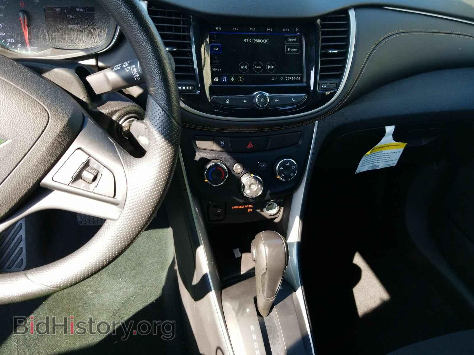 2019 Chevrolet Trax - VIN: 3GNCJKSB3KL193889 - Фото 4