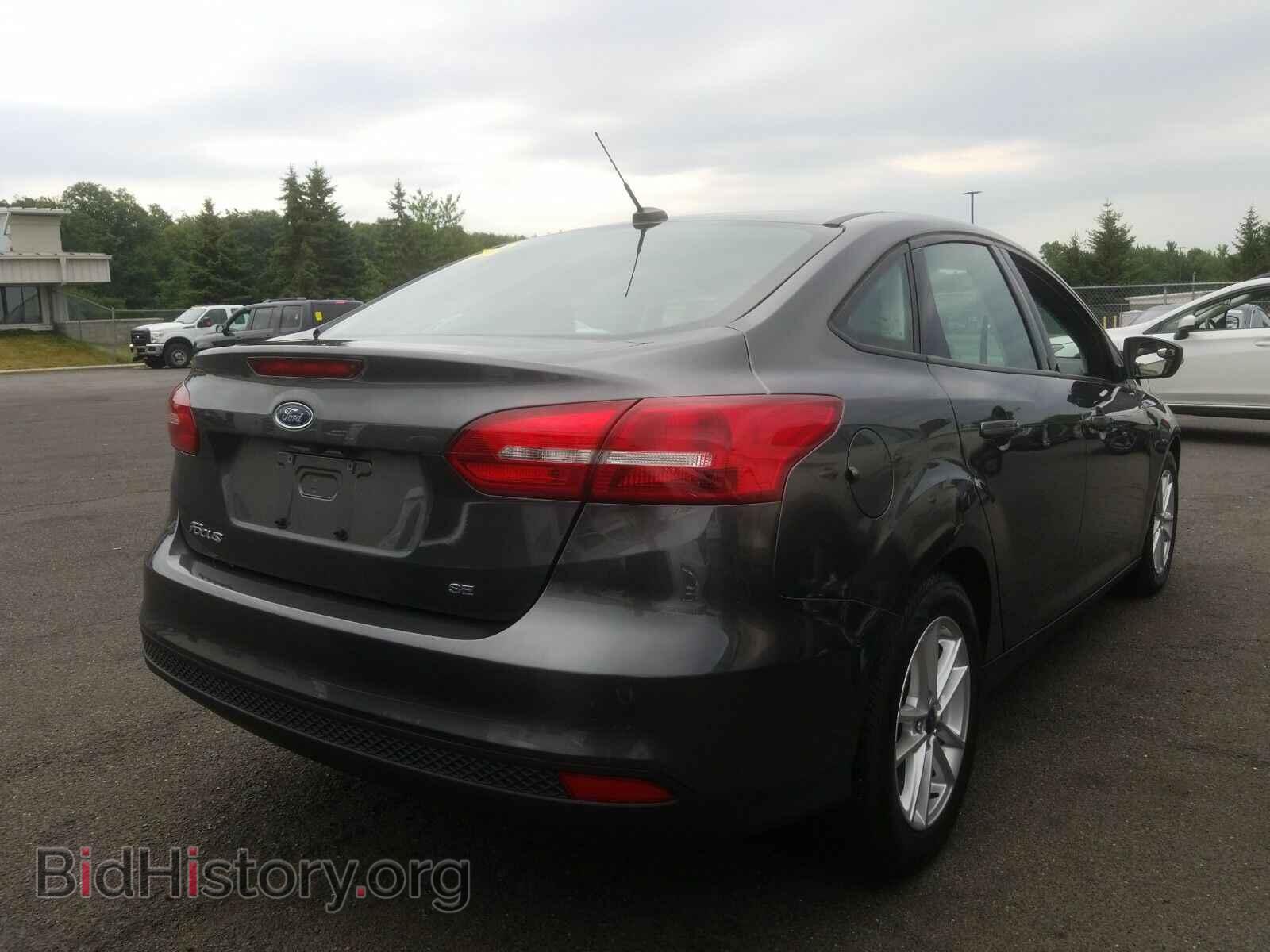 2016 Ford Focus - VIN: 1FADP3F25GL347443 - Photo 2