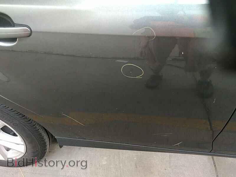 2016 Ford Focus - VIN: 1FADP3F25GL347443 - Photo 8