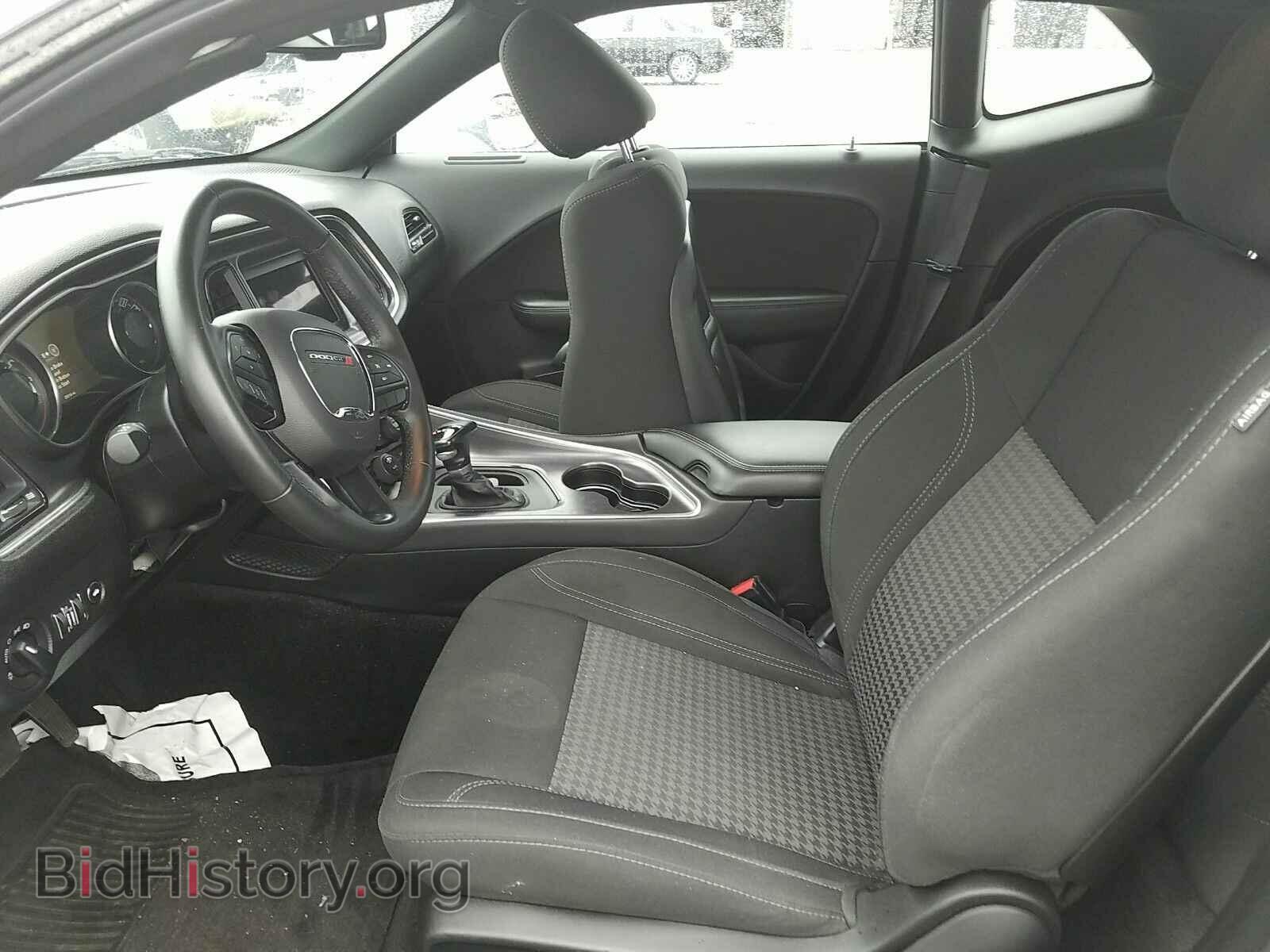 2018 Dodge Challenger - VIN: 2C3CDZAG9JH121757 - Фото 3
