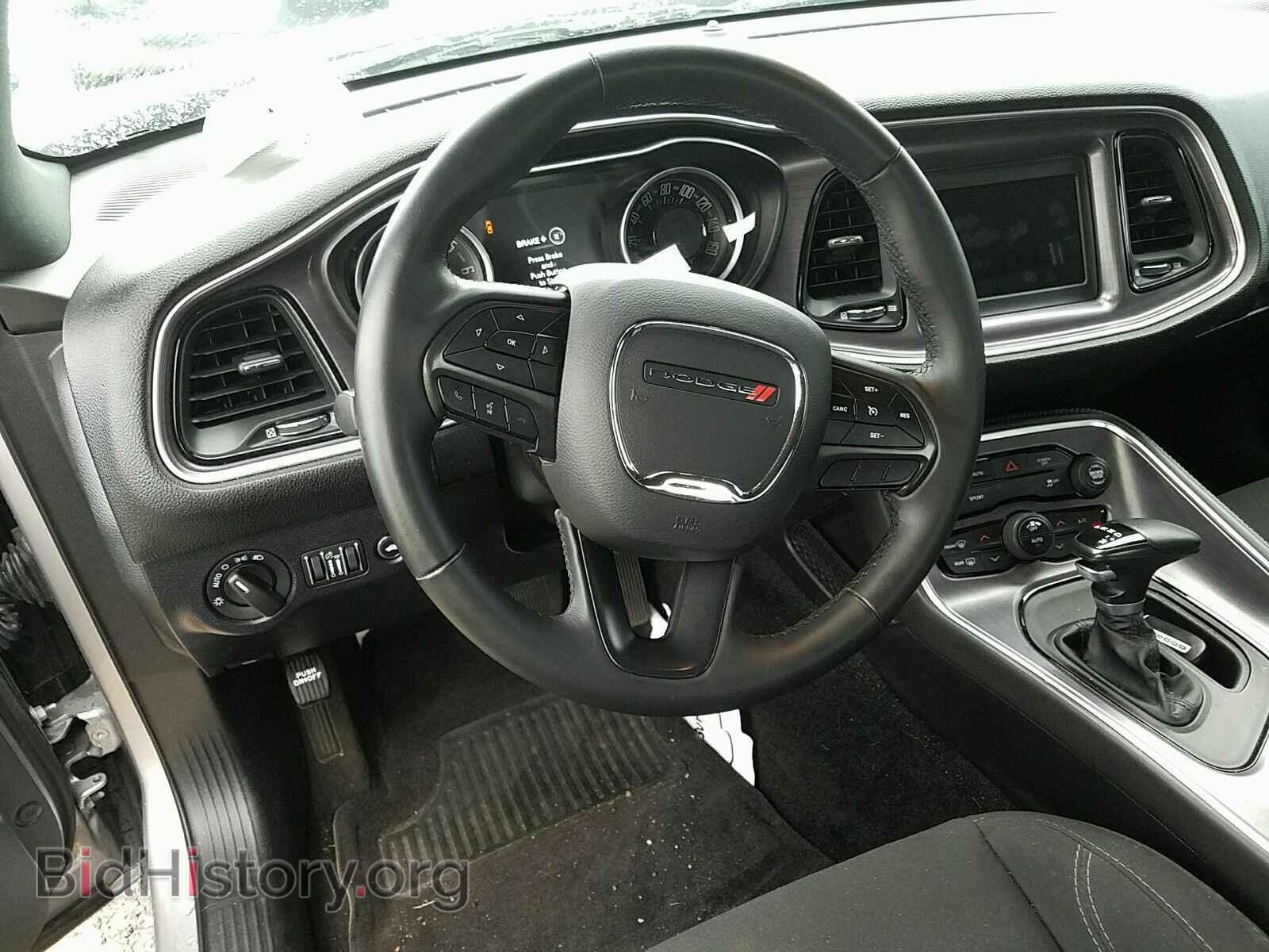 2018 Dodge Challenger - VIN: 2C3CDZAG9JH121757 - Фото 4