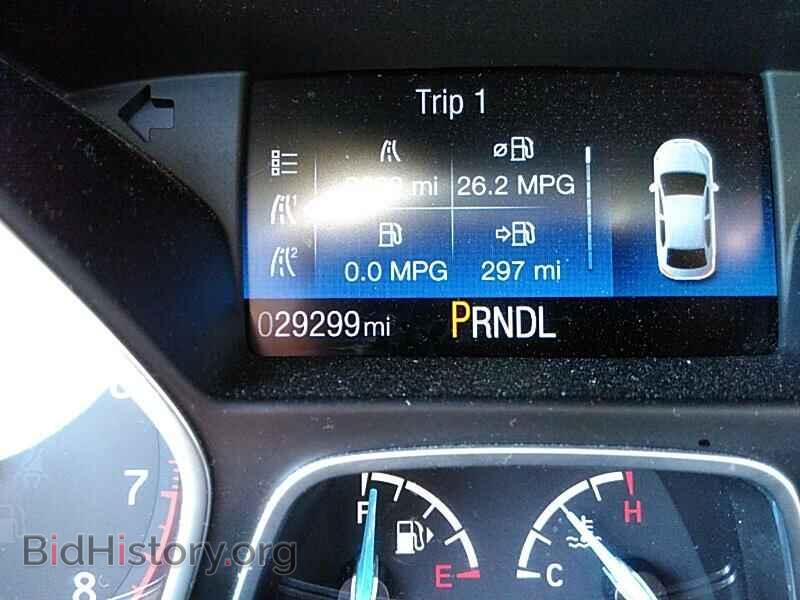 2016 Ford Focus - VIN: 1FADP3E23GL362573 - Photo 5