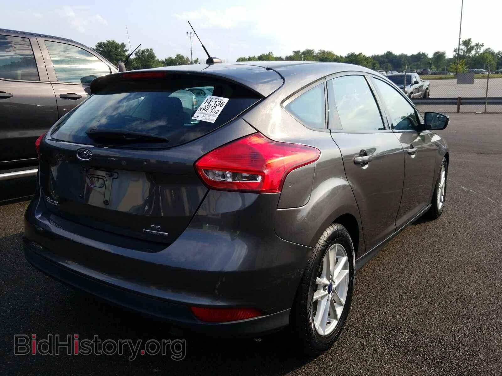 2015 Ford Focus - VIN: 1FADP3K23FL223482 - Photo 2
