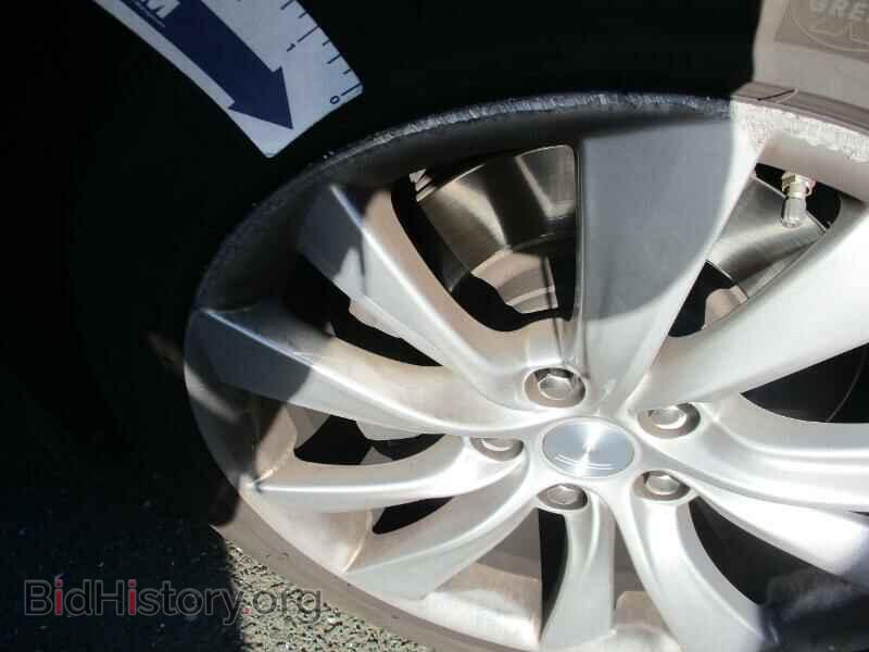 2016 Tesla Model S - VIN: 5YJSA1E2XGF129770 - Photo 8