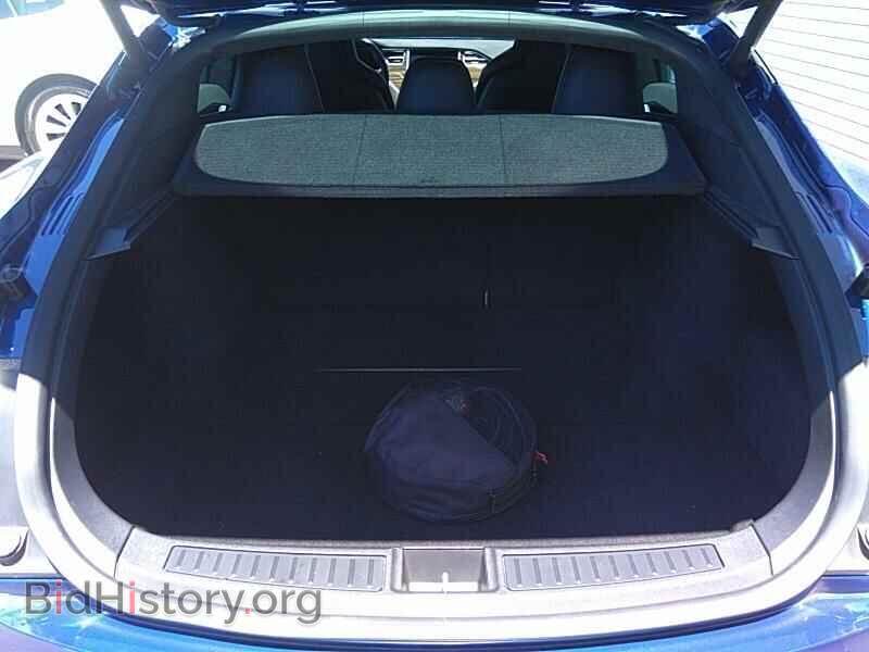 2016 Tesla Model S - VIN: 5YJSA1E24GF128520 - Photo 7