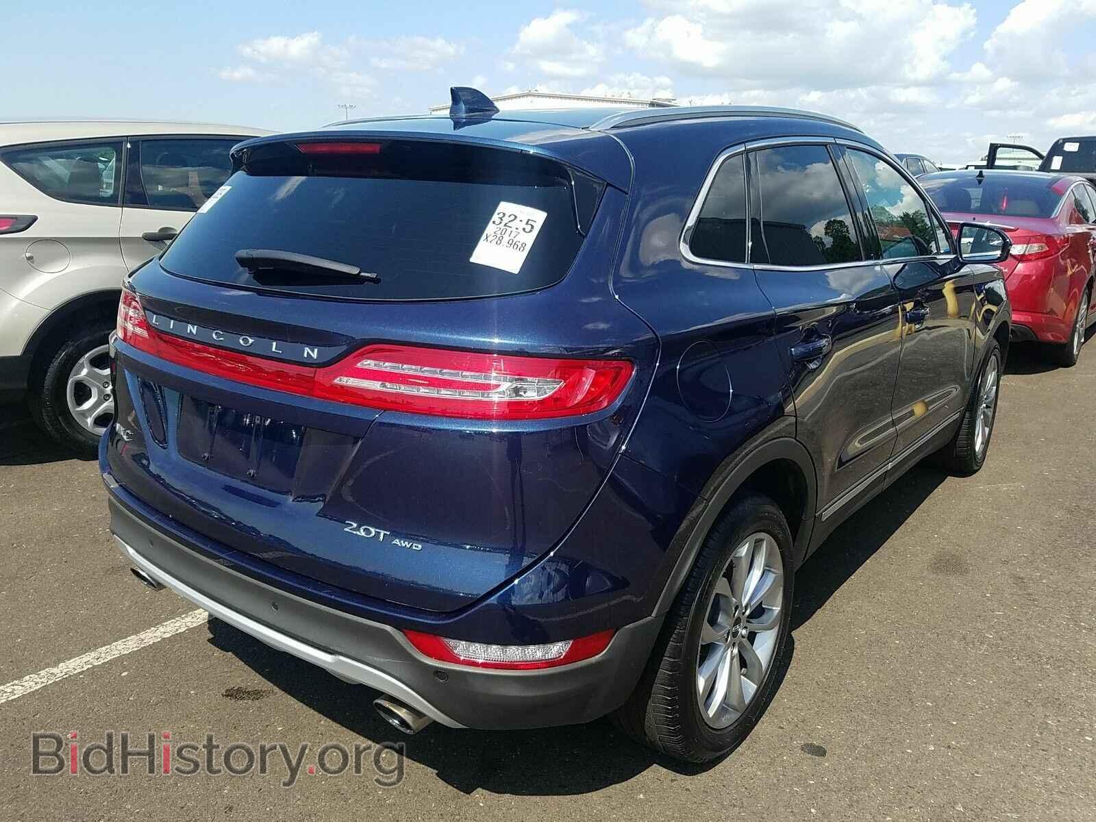 2017 Lincoln MKC - VIN: 5LMCJ2D95HUL50364 - Фото 2
