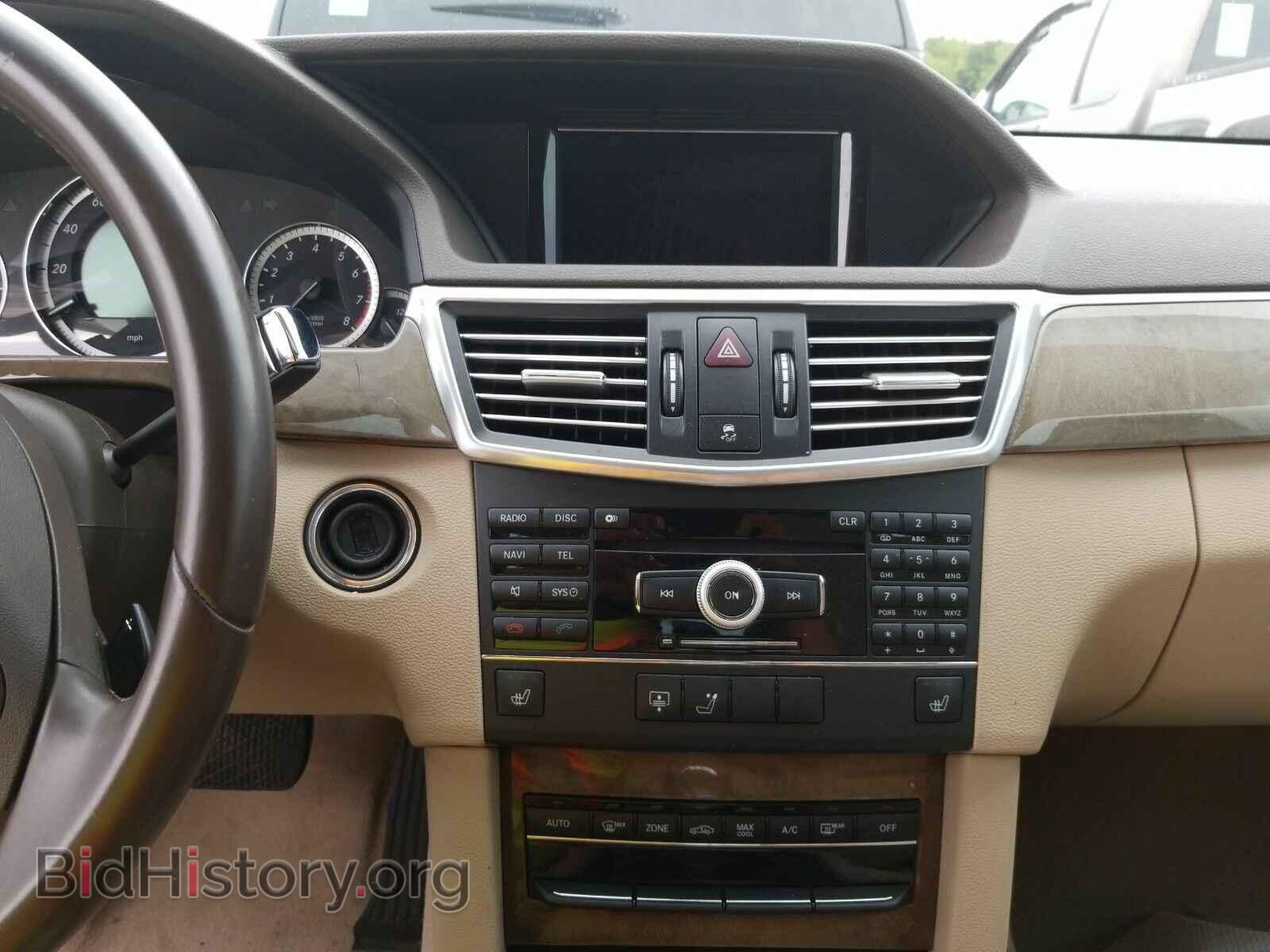 2010 Mercedes-Benz E-Class - VIN: WDDHF8HB2AA219937 - Фото 4