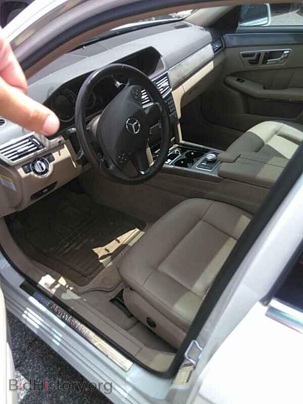 2010 Mercedes-Benz E-Class - VIN: WDDHF8HB2AA219937 - Фото 10