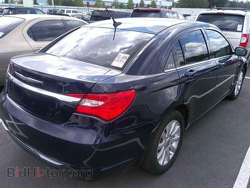 2013 Chrysler 200 - VIN: 1C3CCBBB2DN571579 - Фото 2