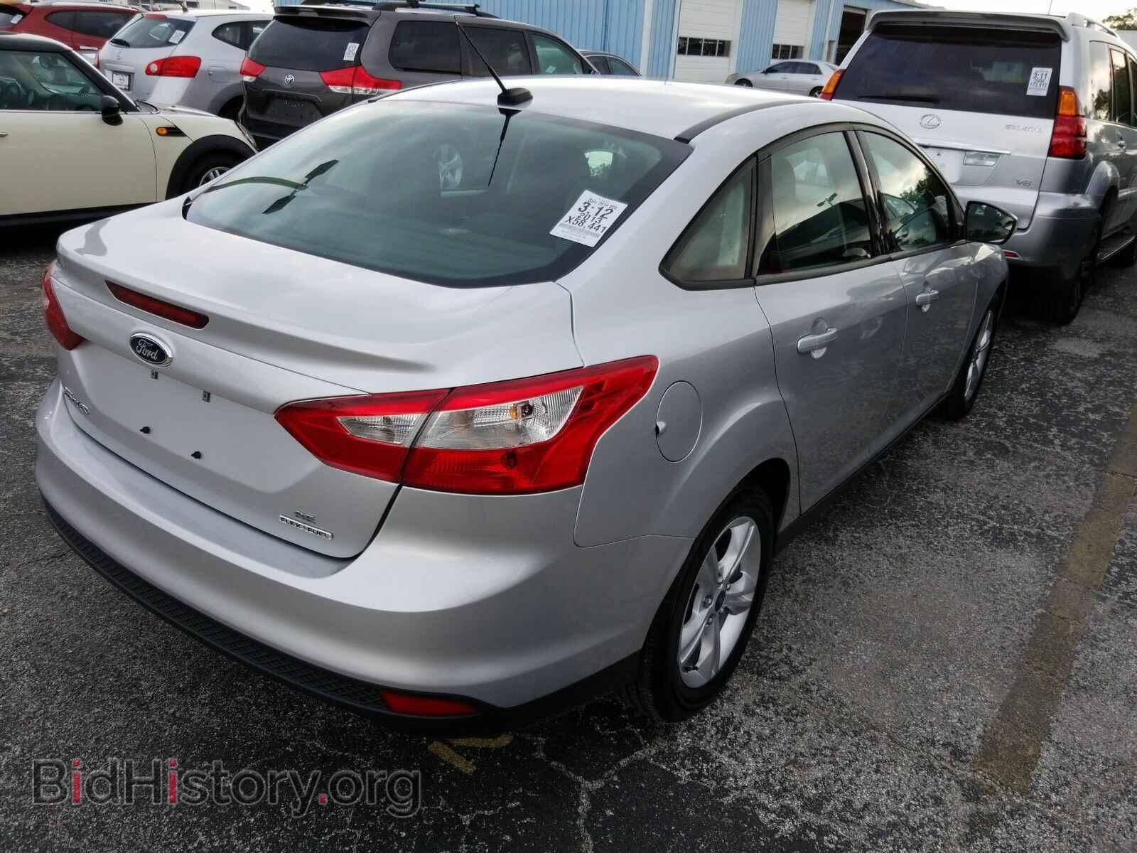 2013 Ford Focus - VIN: 1FADP3F2XDL242747 - Фото 2