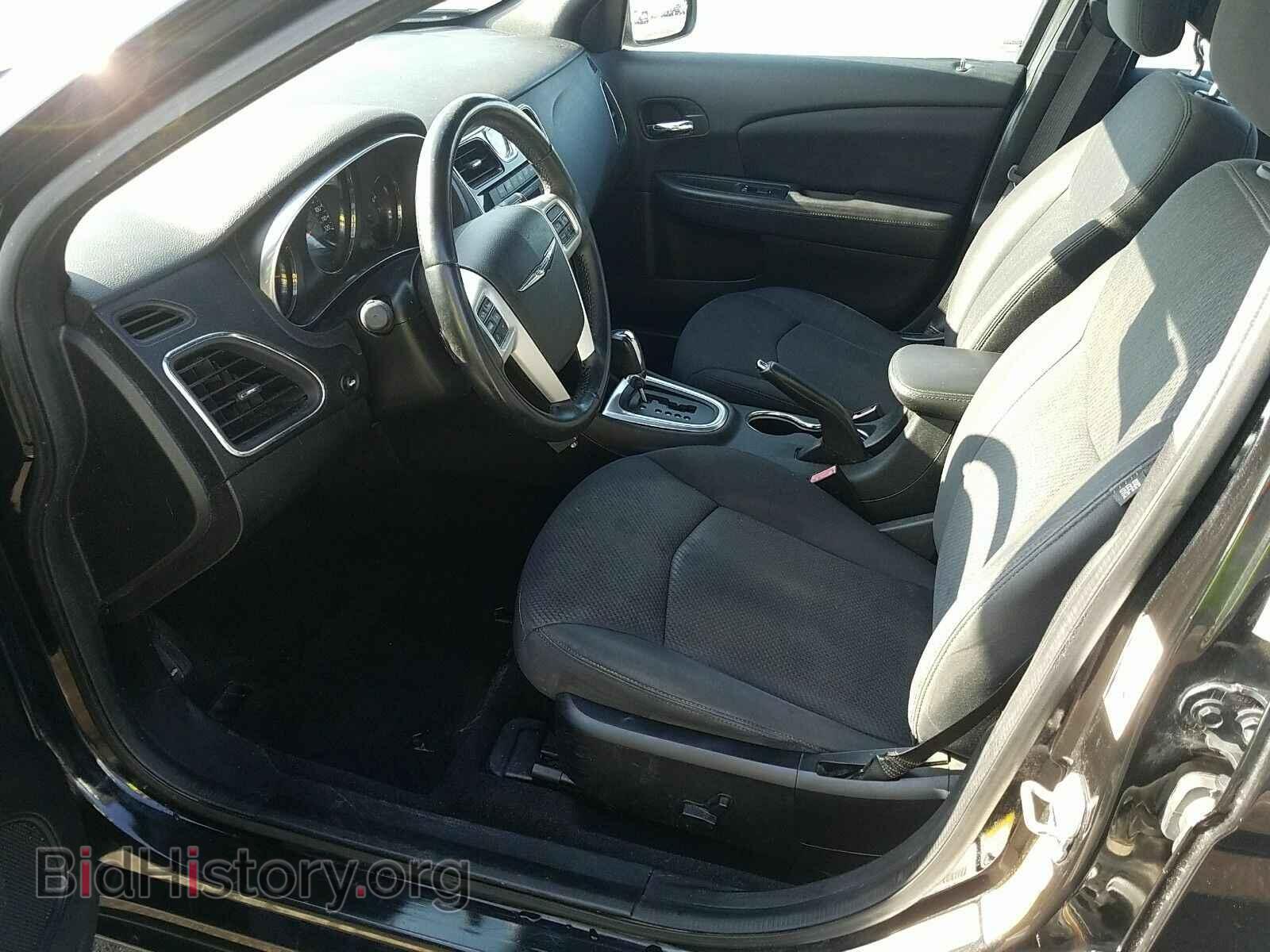 2013 Chrysler 200 - VIN: 1C3CCBBG2DN706314 - Фото 3