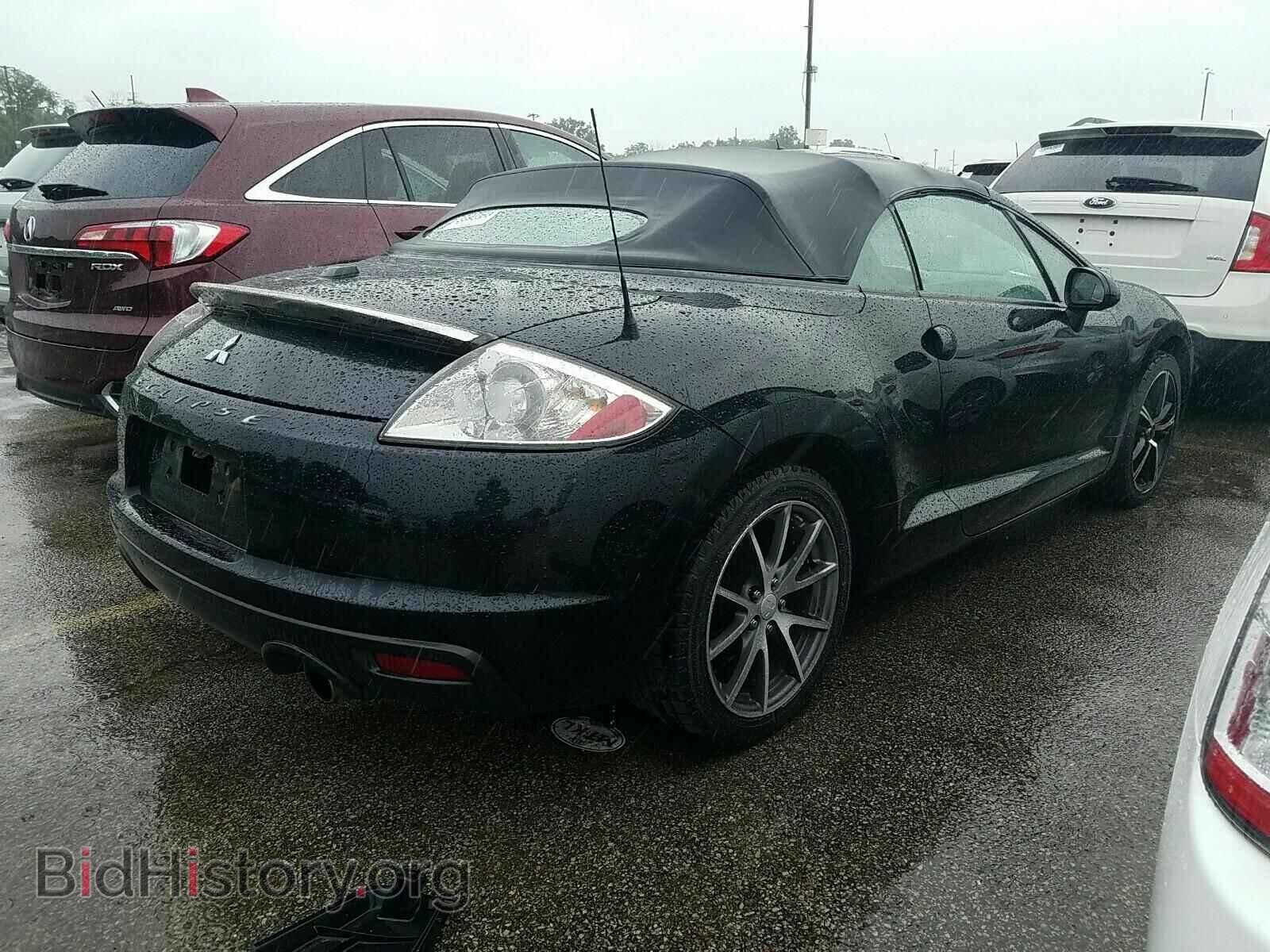 2011 Mitsubishi Eclipse - VIN: 4A37L5EF6BE005271 - Фото 2