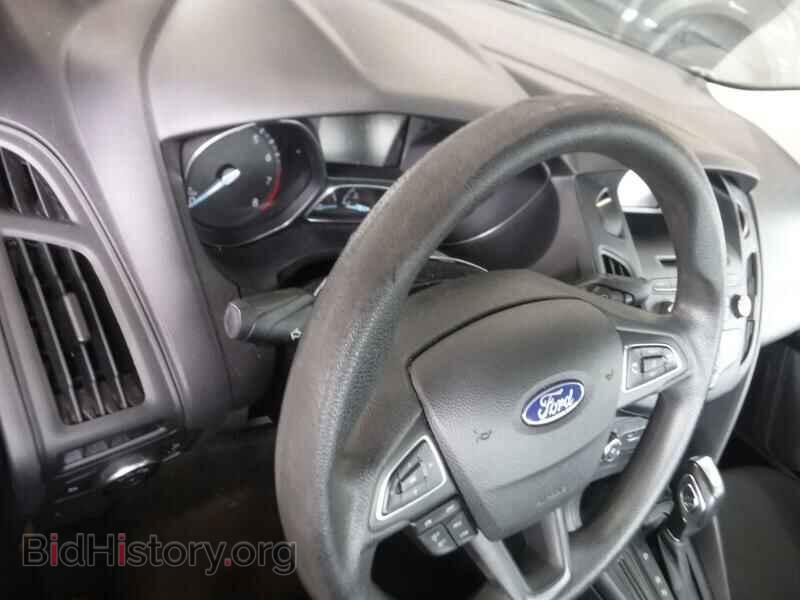 2016 Ford Focus - VIN: 1FADP3F28GL313724 - Фото 8