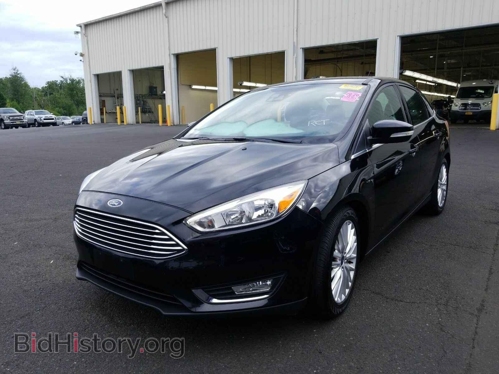 Photo 1FADP3J25GL210431 - Ford Focus 2016
