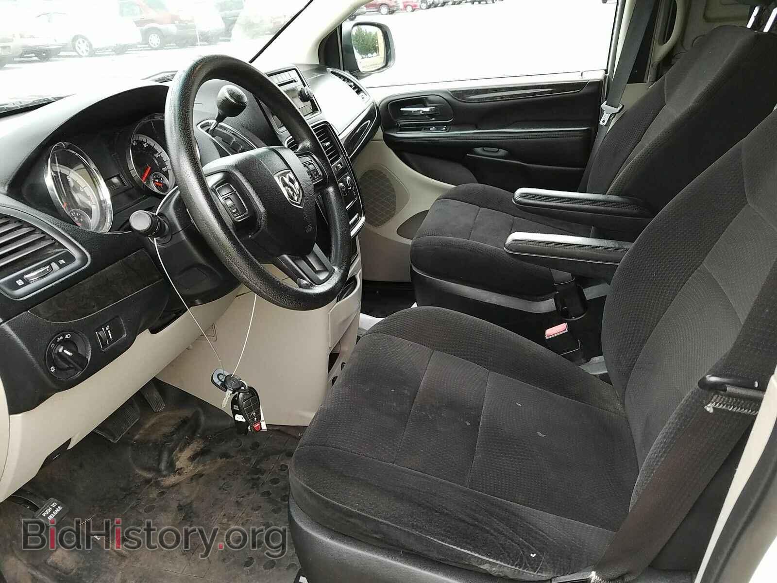 2012 Ram Cargo Van - VIN: 2C4RDGAG1CR258263 - Фото 3