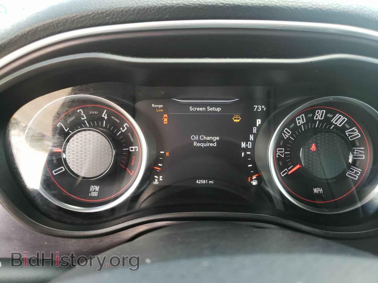 2017 Dodge Challenger - VIN: 2C3CDZAGXHH587398 - Фото 5