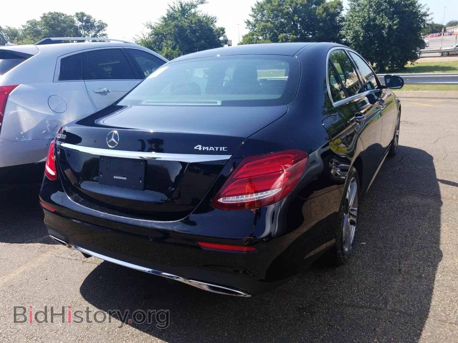 2019 Mercedes-Benz E-Class - VIN: WDDZF4KB1KA562598 - Фото 2