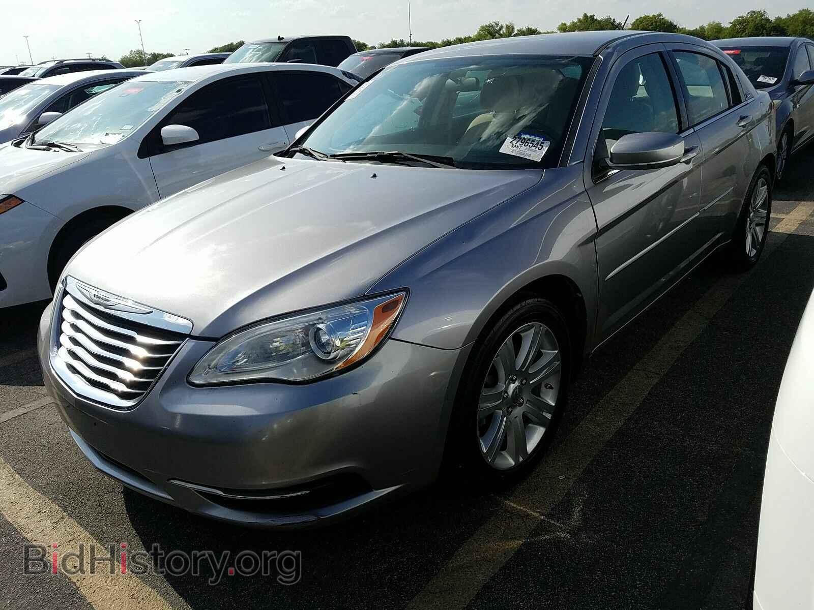 Photo 1C3CCBBB8DN773021 - Chrysler 200 2013